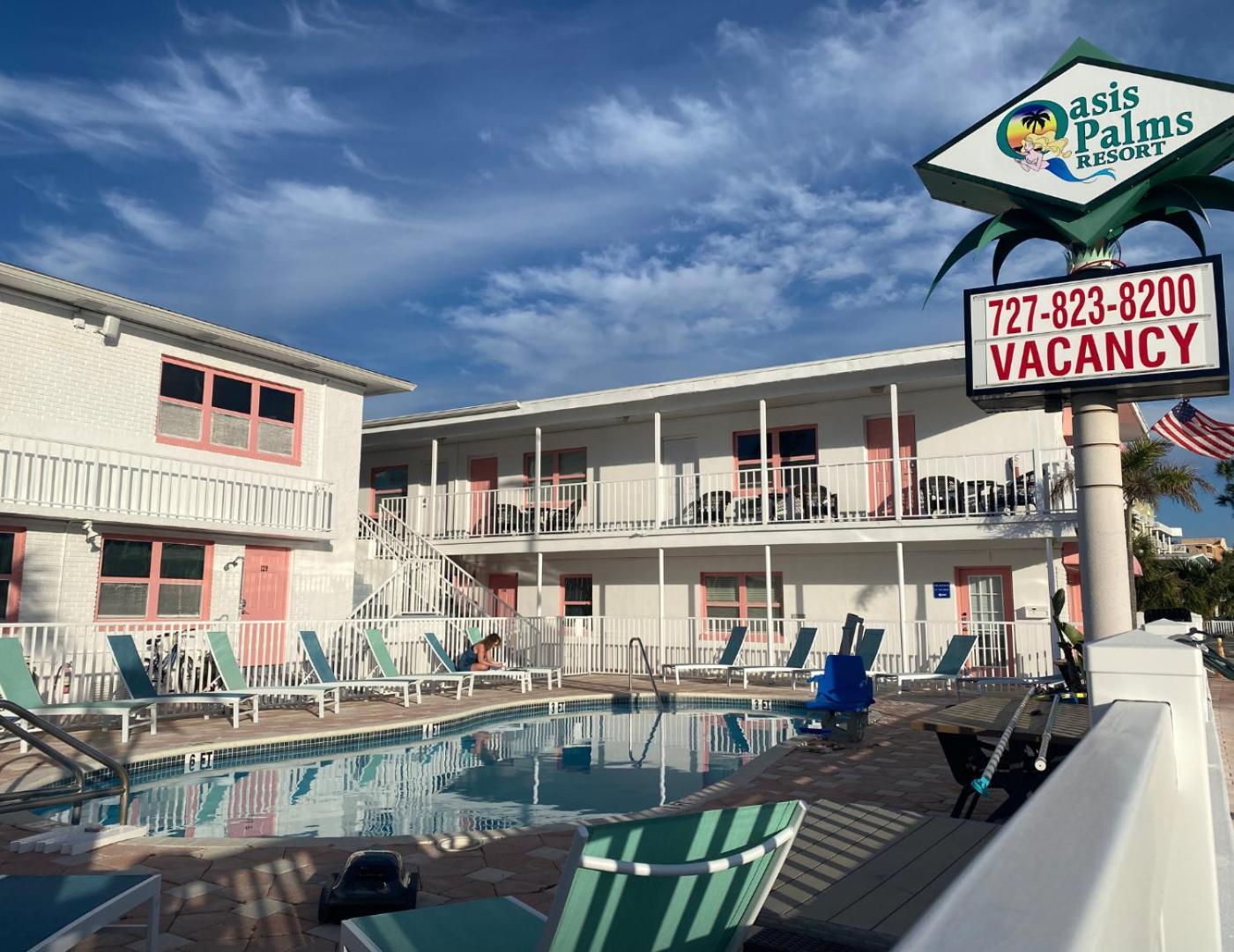 סיינט פיט ביץ' Oasis Palms Resort מראה חיצוני תמונה