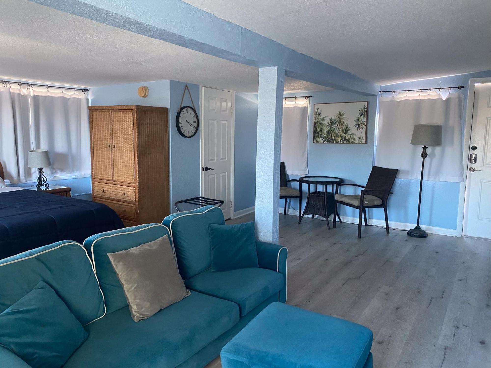 סיינט פיט ביץ' Oasis Palms Resort מראה חיצוני תמונה